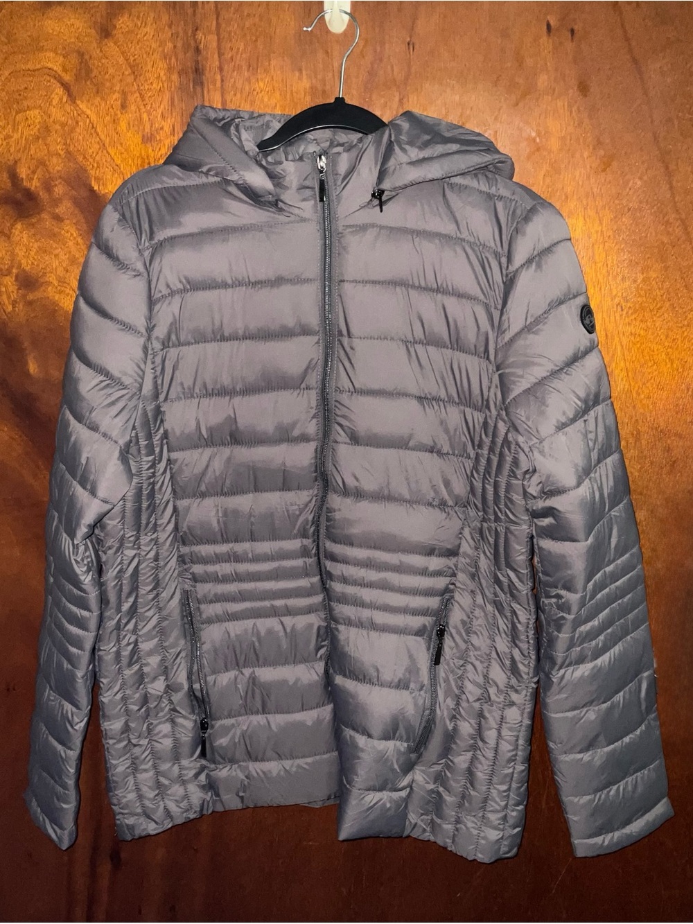 Red Women's Hooded Lightweight Puffer Jacket - Gray